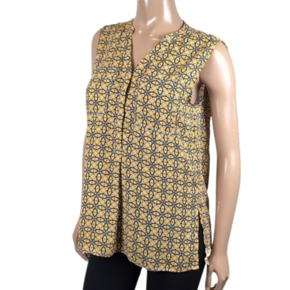 Banana Republic Patterned Sleeveless Top Vneck Pocket Blouse Buttoned Tank